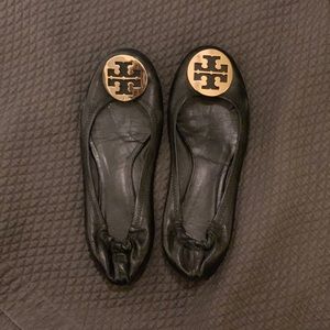 Tory Burch black leather ballet flat